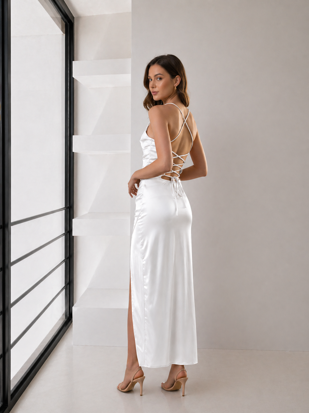 Vestido de Fiesta Satinado con Tajo ✨